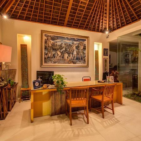 Villa Bali Asri Batubelig Seminyak Exterior foto